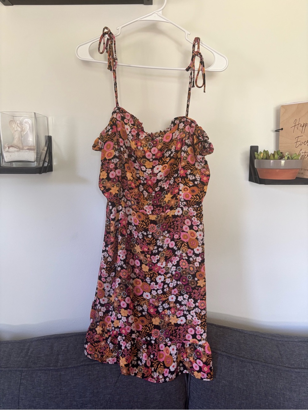 Lola Grace Women’s Floral Tie Strap Mini Dress
